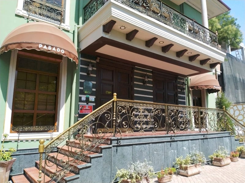 Pasado Restaurant & Bar