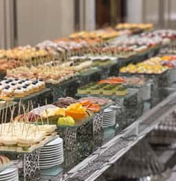 Royal Catering