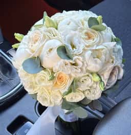 Lavie Flowers