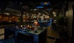Q Bar