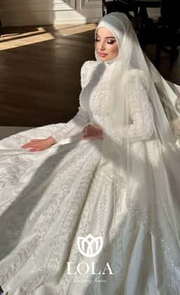 Lola Wedding