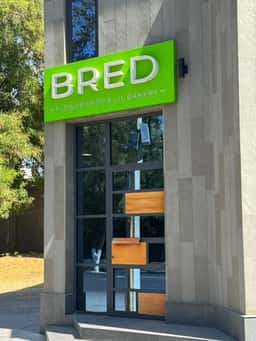 Bred Flower Shop