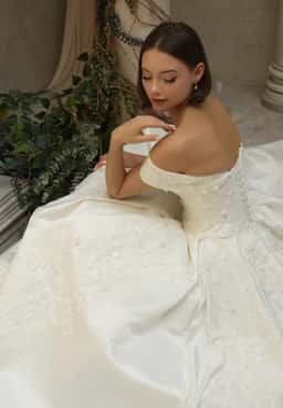 Laren Wedding