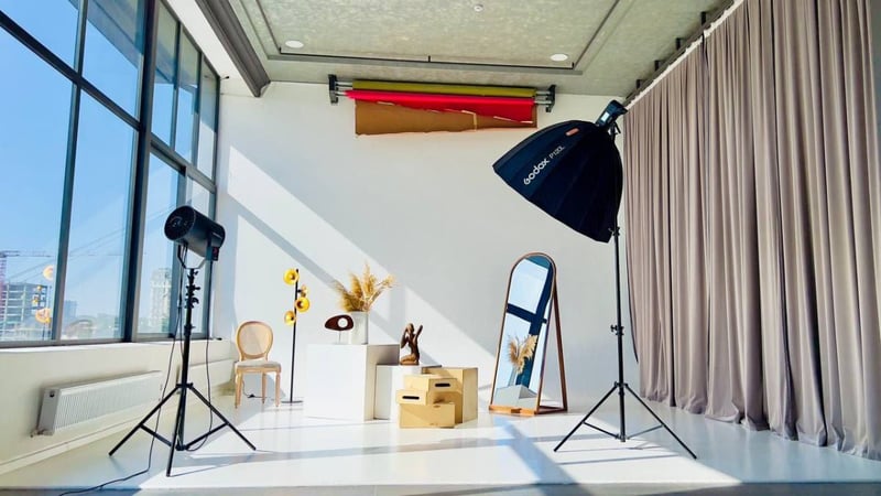Modern Studio