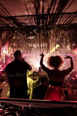 Loca Bar