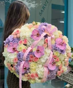 Lavie Flowers