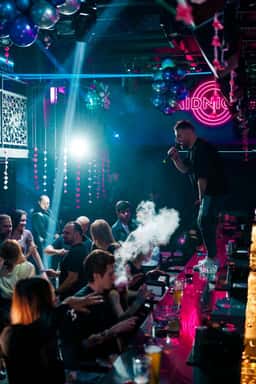 Loca Bar