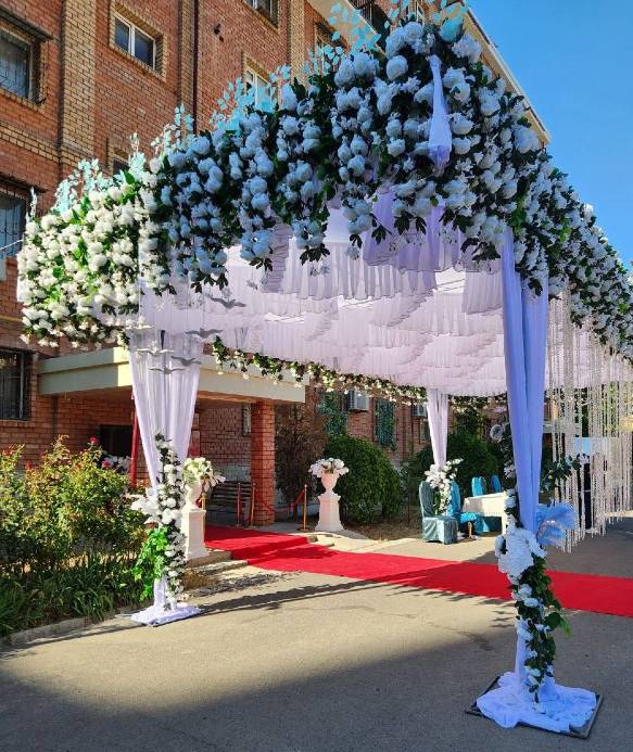 Kelinchak Decor