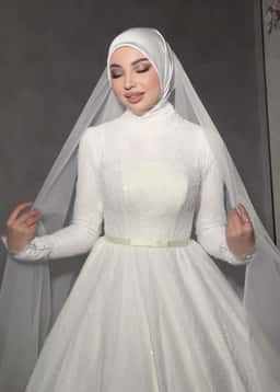 Lola Wedding