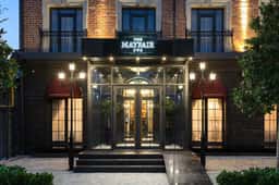 The Mayfair Pub