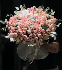 Diamond Roses