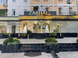 Zarhal Plaza