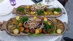 Shedevr Garden Restaurant
